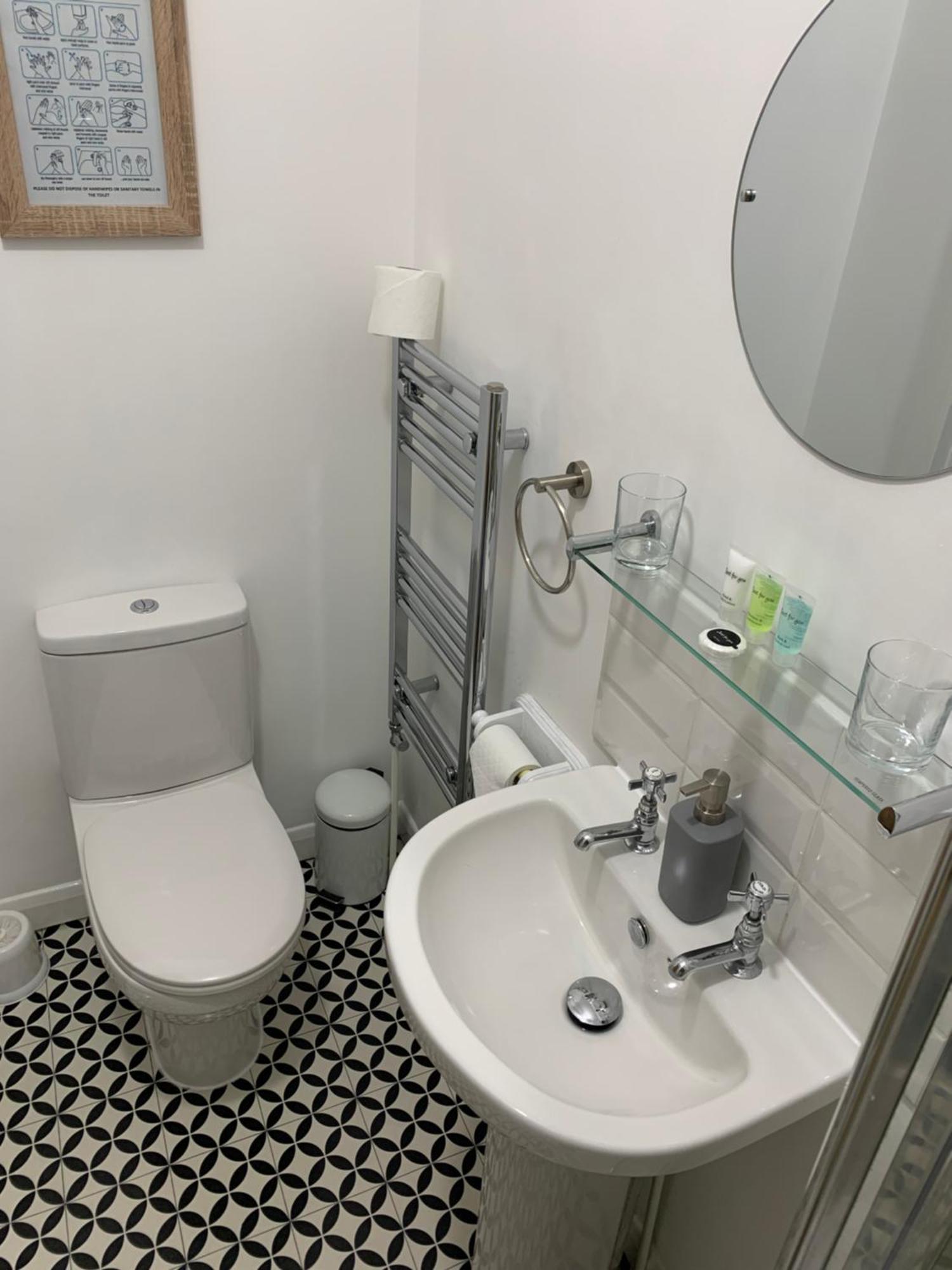Ocean View Double With Ensuite, With Access To Private Garden And Bike Store Margate Kültér fotó